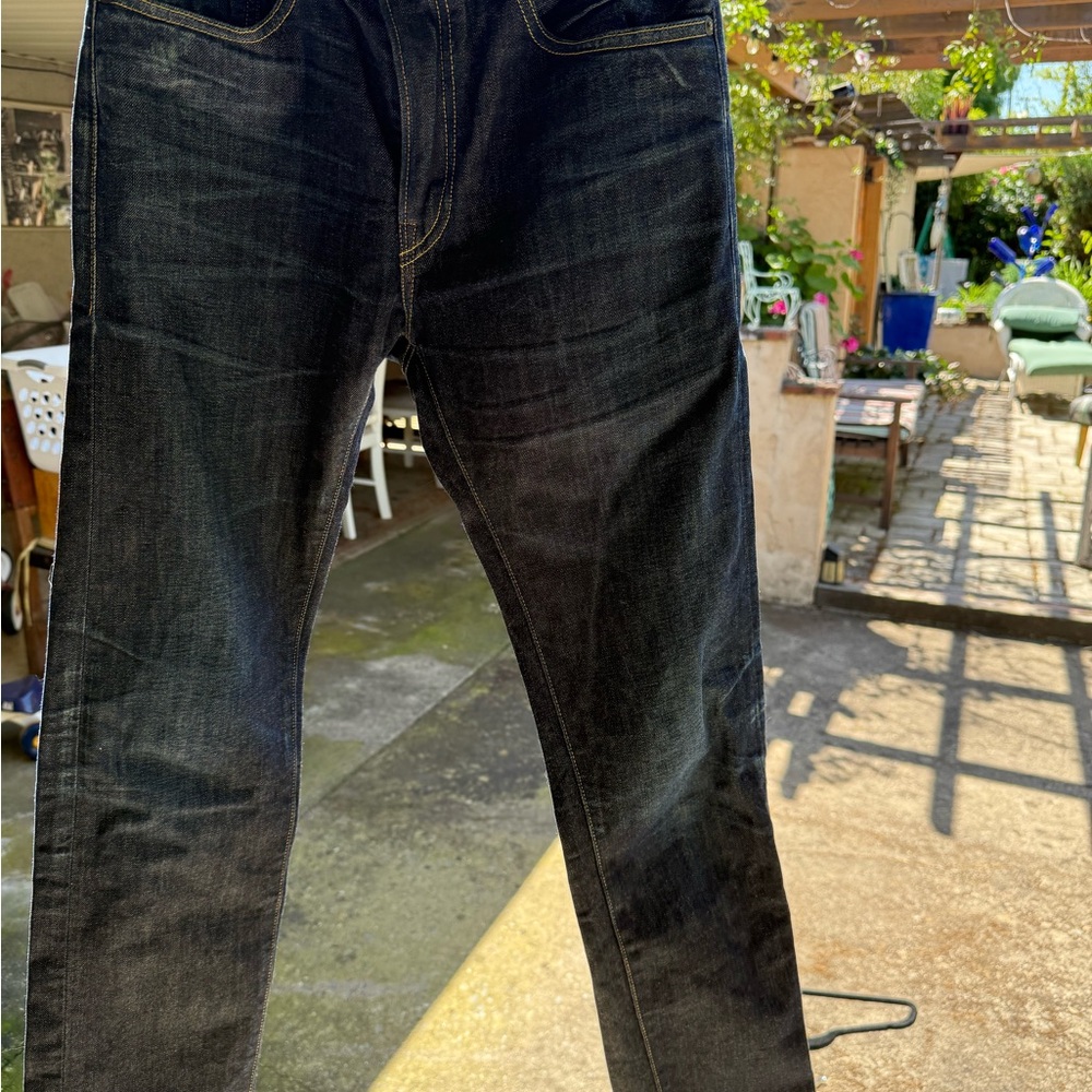 Unisex mid rise Levi